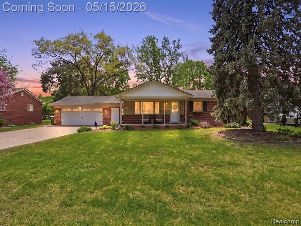 4574 Fella Street, Shelby Township, MI 48316 Main Photo