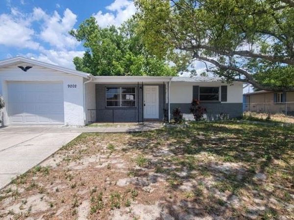 9202 SUFFOLK LANE , PORT RICHEY, FL 34668