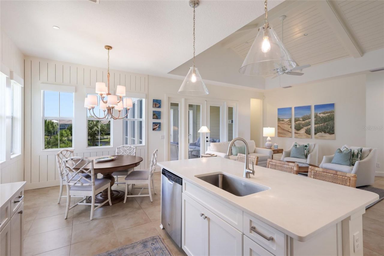 258 Sapphire Lake Drive , Unit 202, Bradenton, FL 34209 Photo