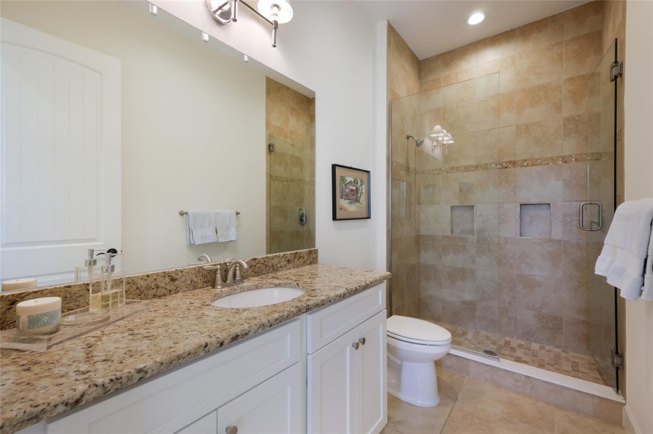 258 Sapphire Lake Drive , Unit 202, Bradenton, FL 34209 Photo