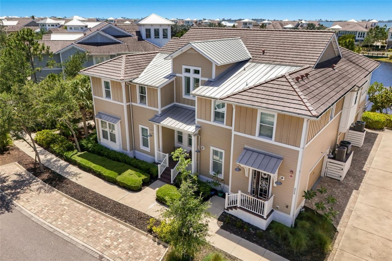258 Sapphire Lake Drive , Unit 202, Bradenton, FL 34209 Photo
