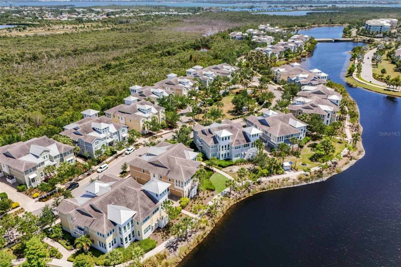 258 Sapphire Lake Drive , Unit 202, Bradenton, FL 34209 Photo