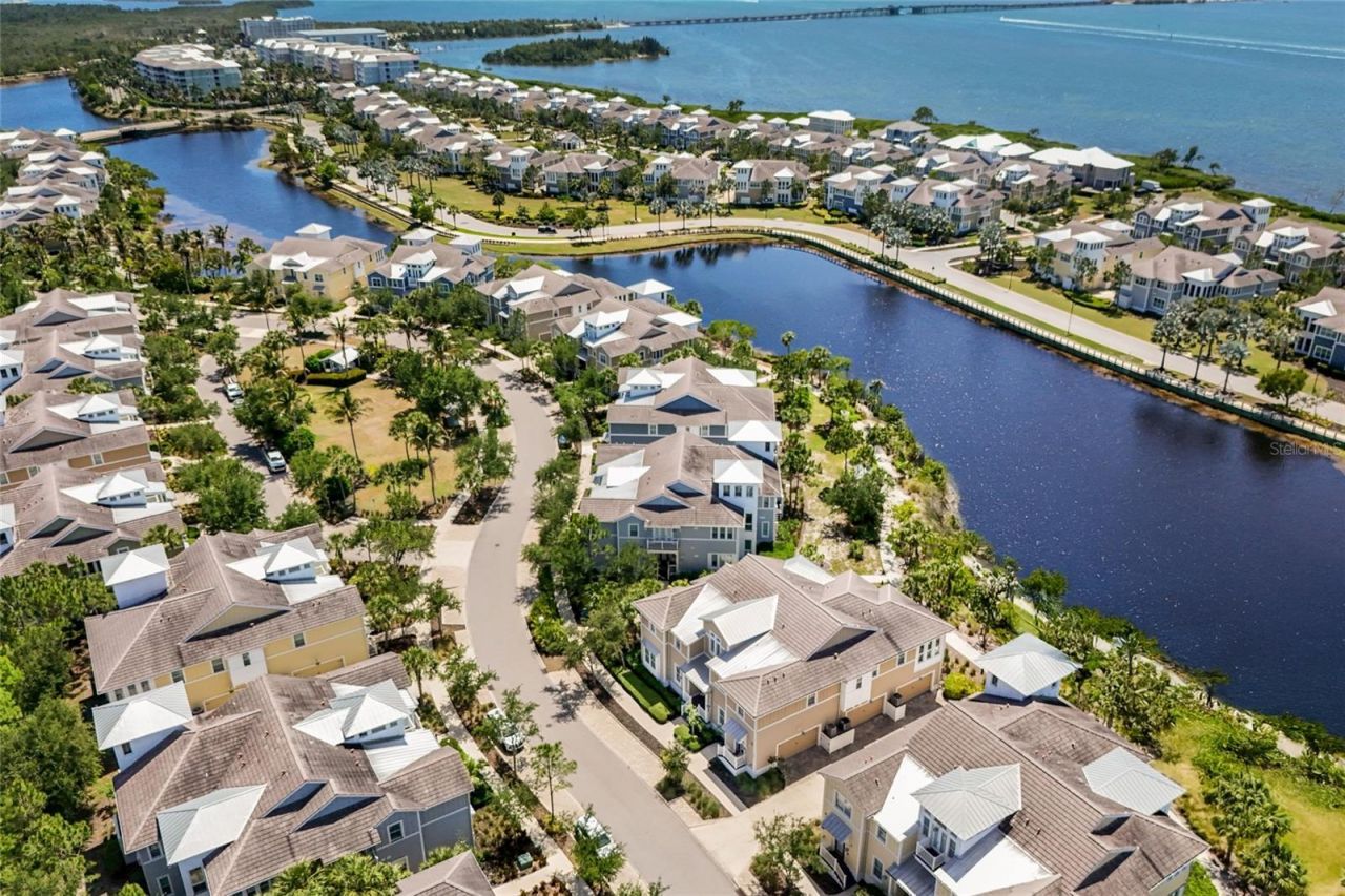 258 Sapphire Lake Drive , Unit 202, Bradenton, FL 34209 Photo
