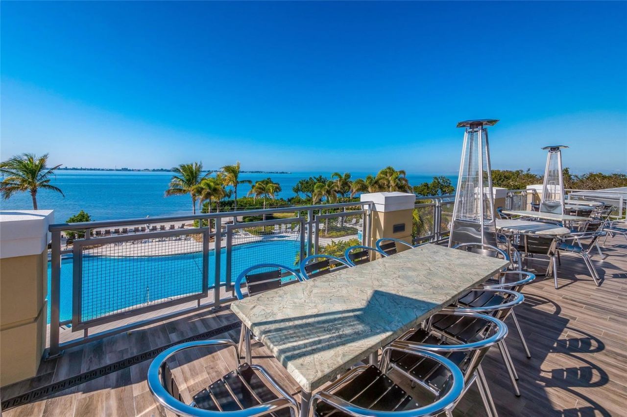 258 Sapphire Lake Drive , Unit 202, Bradenton, FL 34209 Photo