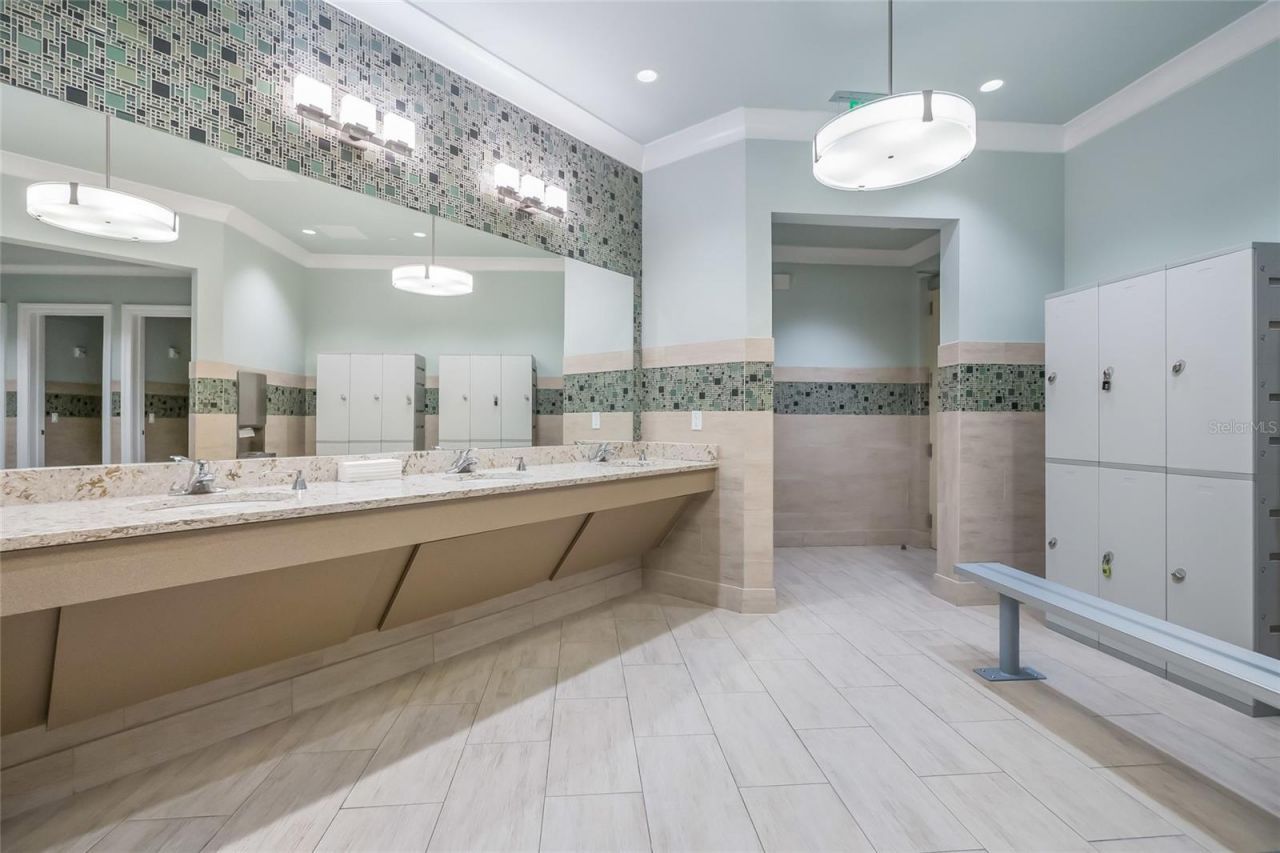 258 Sapphire Lake Drive , Unit 202, Bradenton, FL 34209 Photo