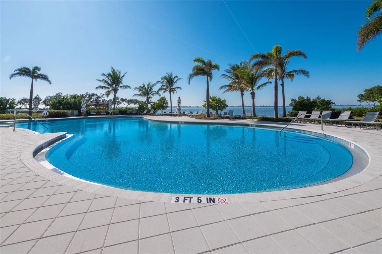 258 Sapphire Lake Drive , Unit 202, Bradenton, FL 34209 Photo