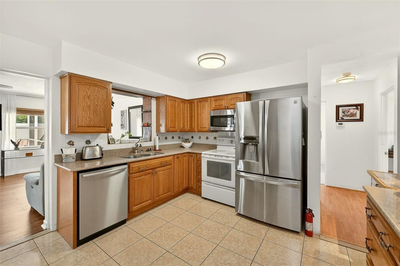 3255 57th Street N, Saint Petersburg, FL 33710 Photo