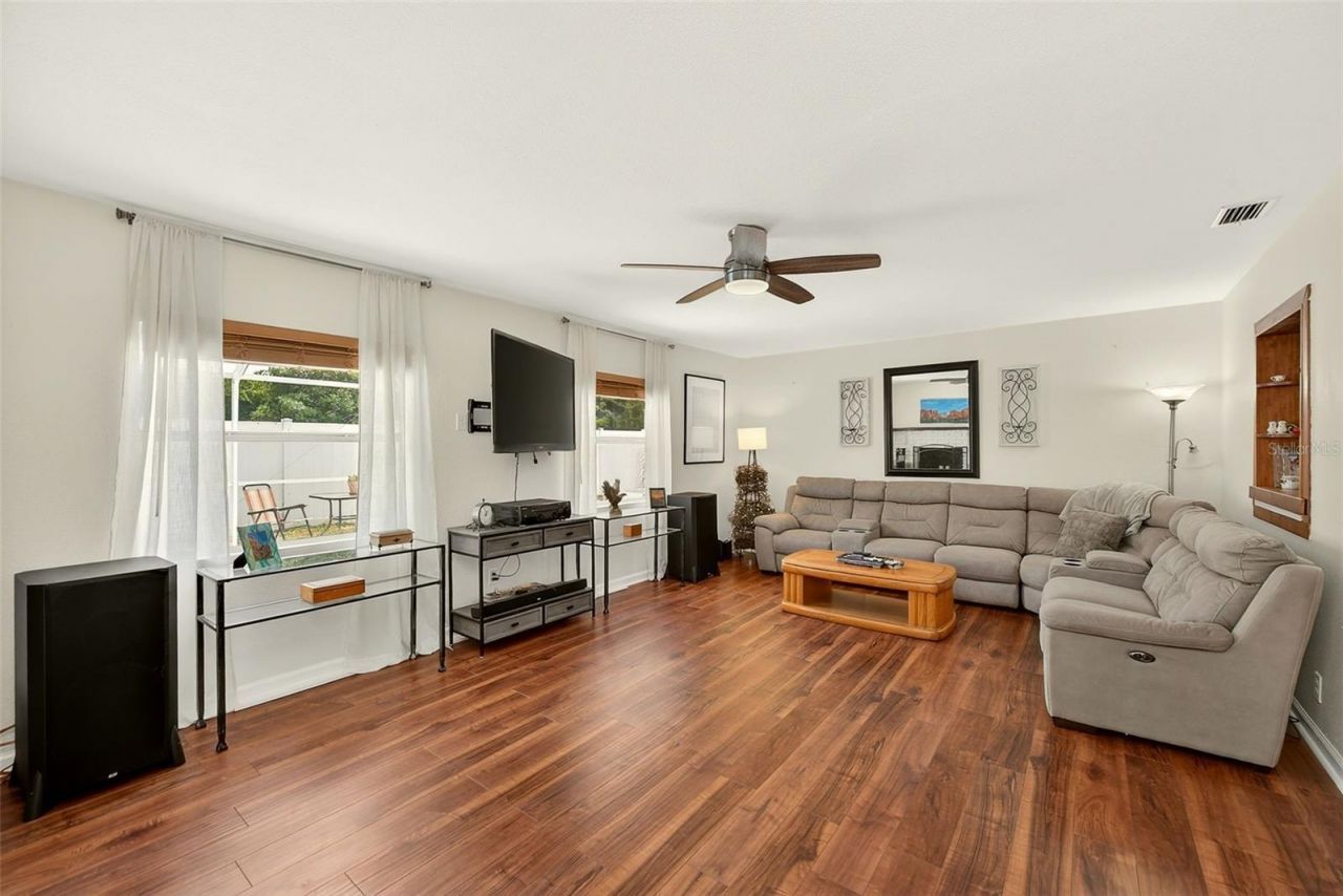 3255 57th Street N, Saint Petersburg, FL 33710 Photo