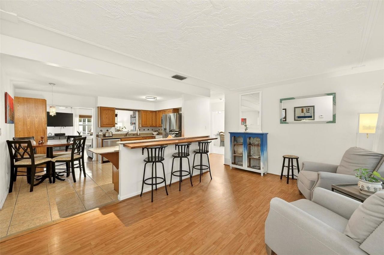 3255 57th Street N, Saint Petersburg, FL 33710 Photo