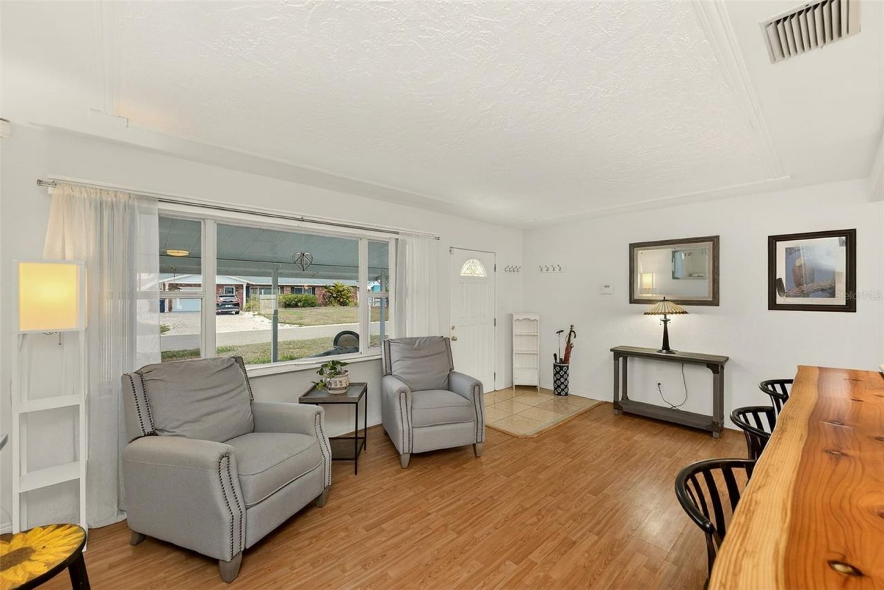 3255 57th Street N, Saint Petersburg, FL 33710 Photo