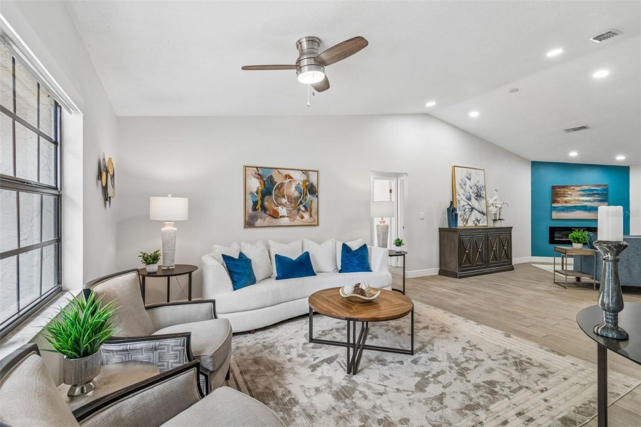 4201 W Wyoming Avenue, Tampa, FL 33616 Photo