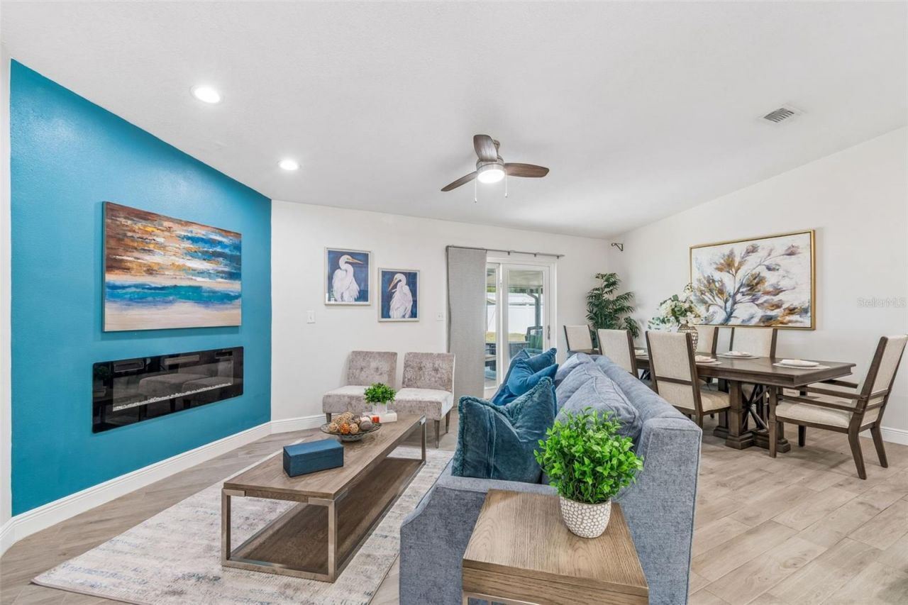 4201 W Wyoming Avenue, Tampa, FL 33616 Photo