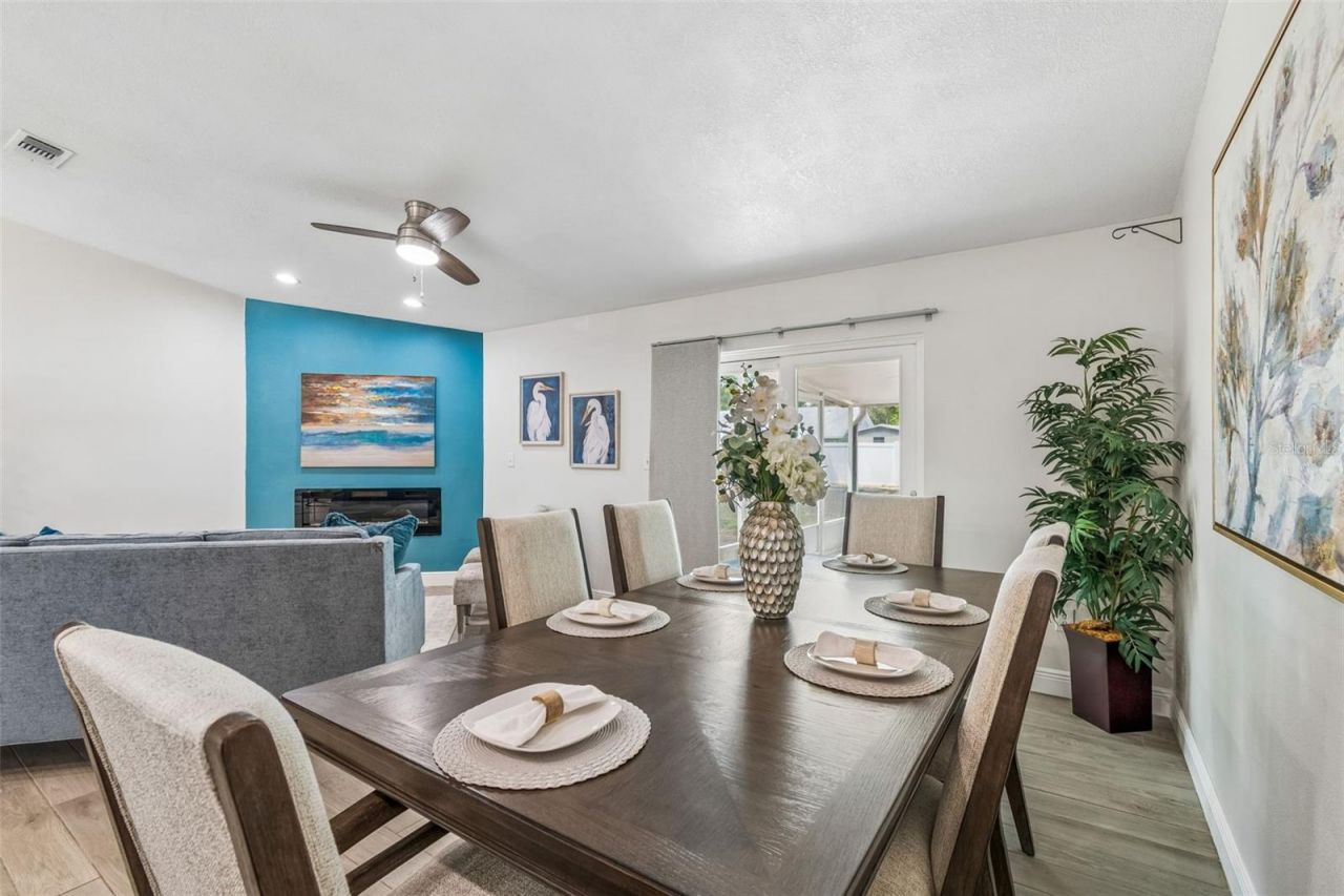 4201 W Wyoming Avenue, Tampa, FL 33616 Photo