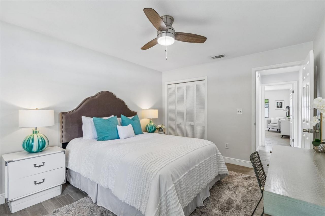 4201 W Wyoming Avenue, Tampa, FL 33616 Photo