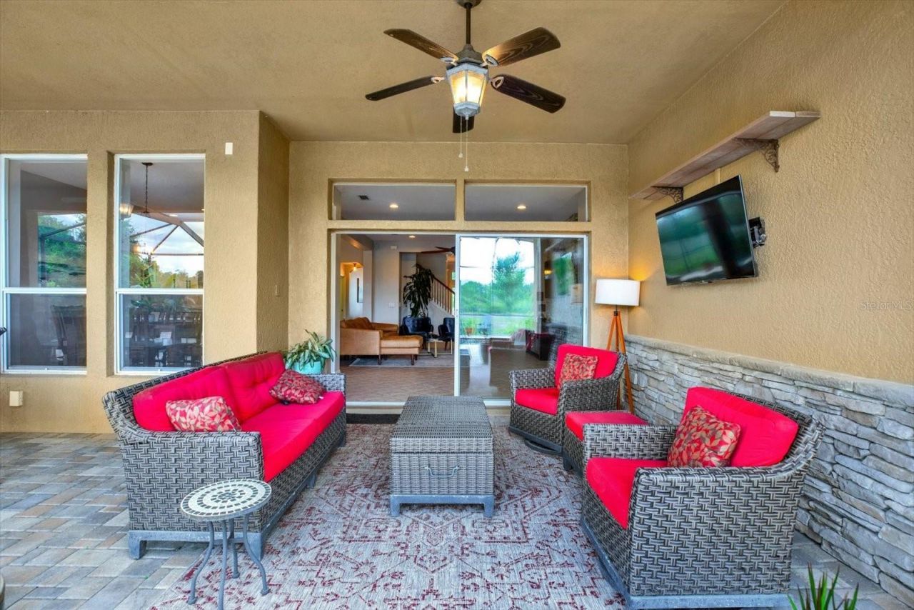 7518 Ambleside Drive, Land O Lakes, FL 34637 Photo