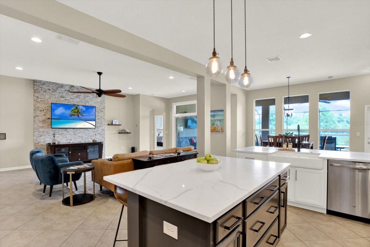7518 Ambleside Drive, Land O Lakes, FL 34637 Photo