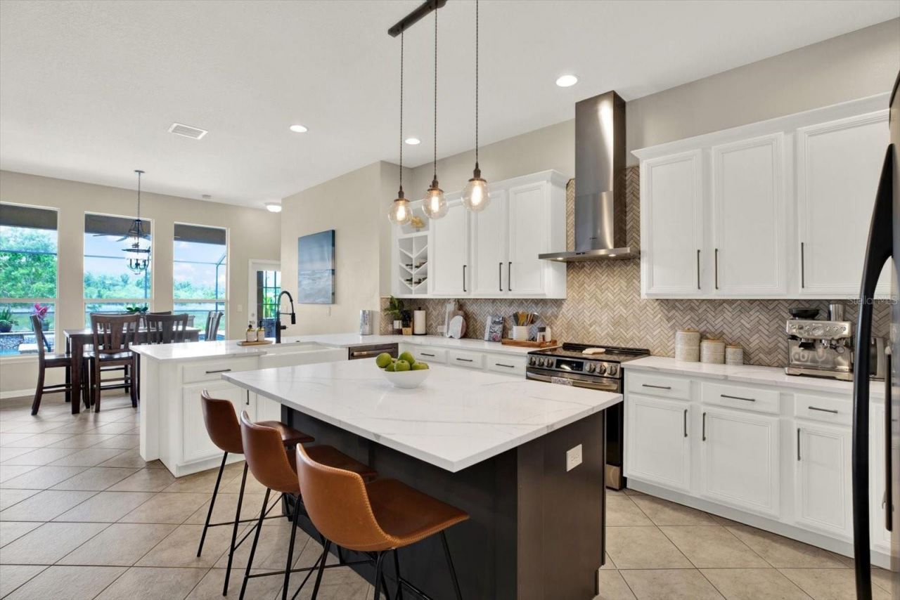 7518 Ambleside Drive, Land O Lakes, FL 34637 Photo