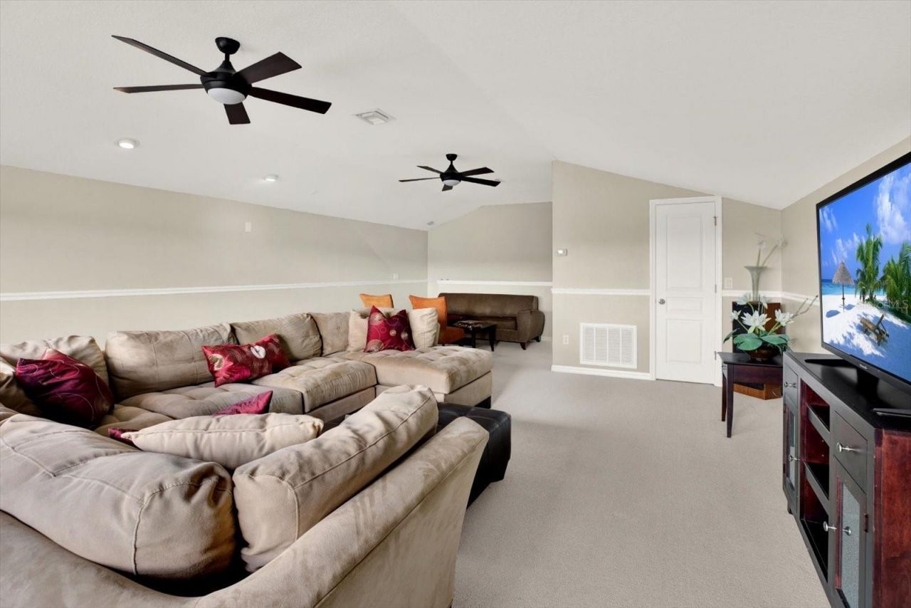 7518 Ambleside Drive, Land O Lakes, FL 34637 Photo