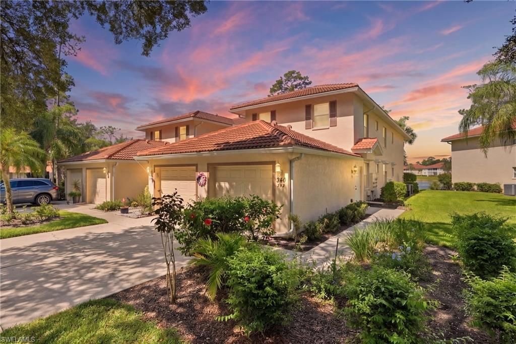 340 Robin Hood Cir, Unit 102, Naples, FL 34104 Main Photo