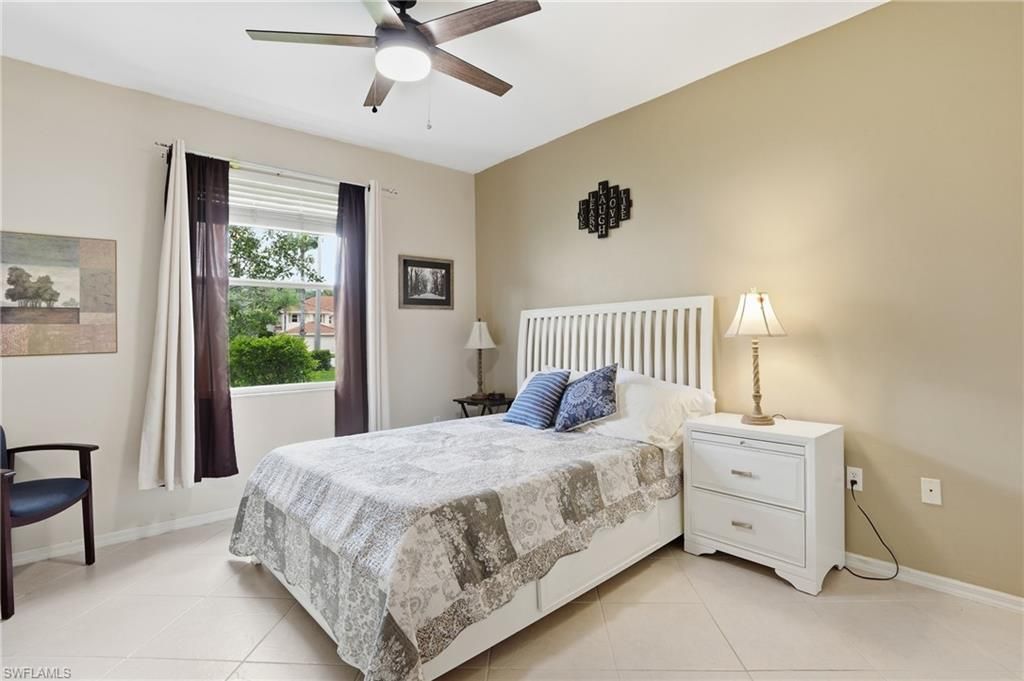 340 Robin Hood Cir, Unit 102, Naples, FL 34104 Photo