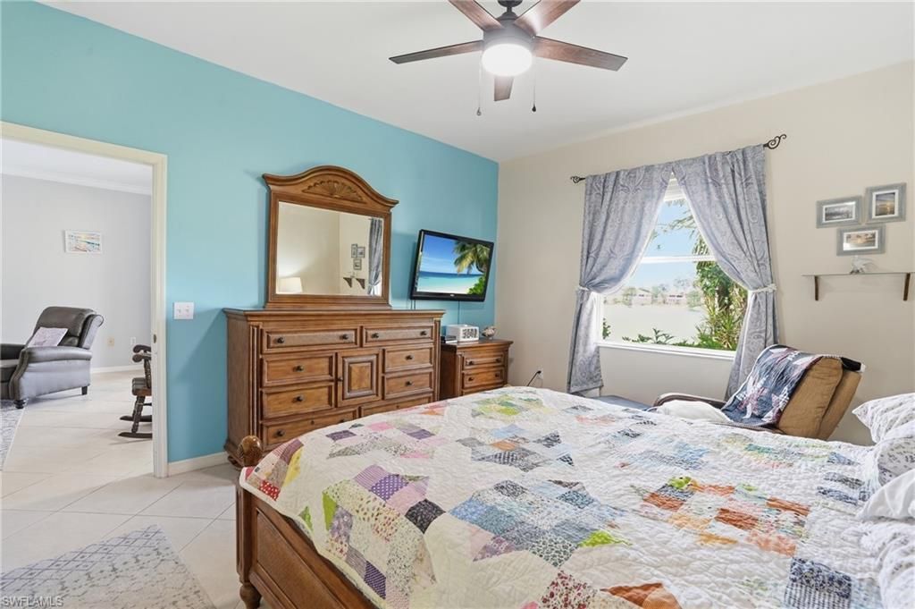 340 Robin Hood Cir, Unit 102, Naples, FL 34104 Photo