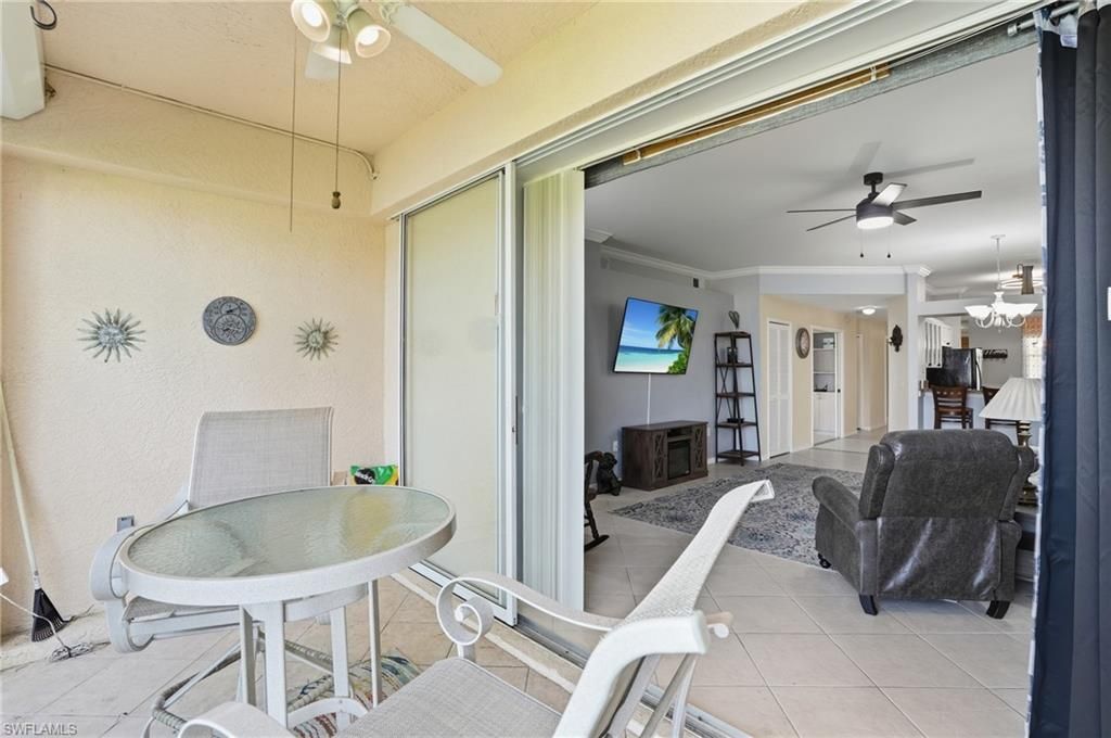 340 Robin Hood Cir, Unit 102, Naples, FL 34104 Photo