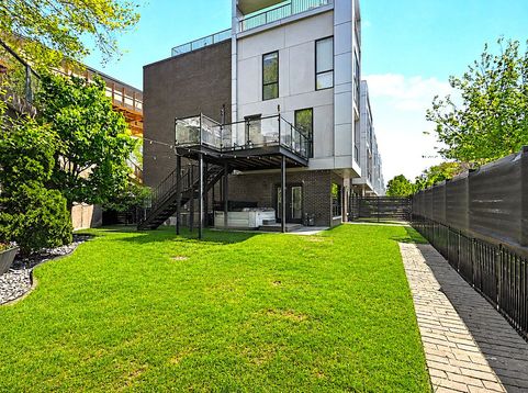 Main Photo