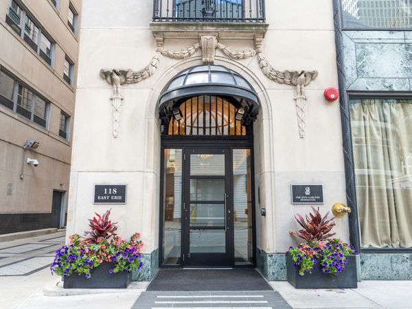 118 E Erie Street, Unit 27G, Chicago, IL 60611