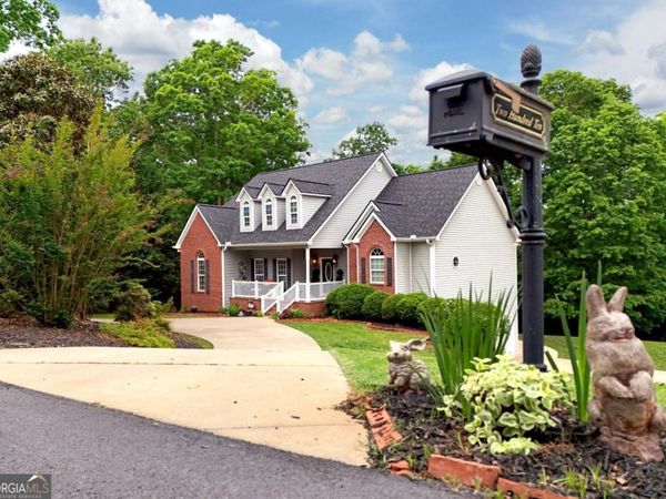 210 Longview Drive W, Blairsville, GA 30512