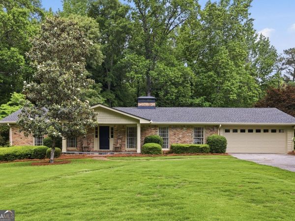 7265 Thornhill Lane NE, Sandy Springs, GA 30328