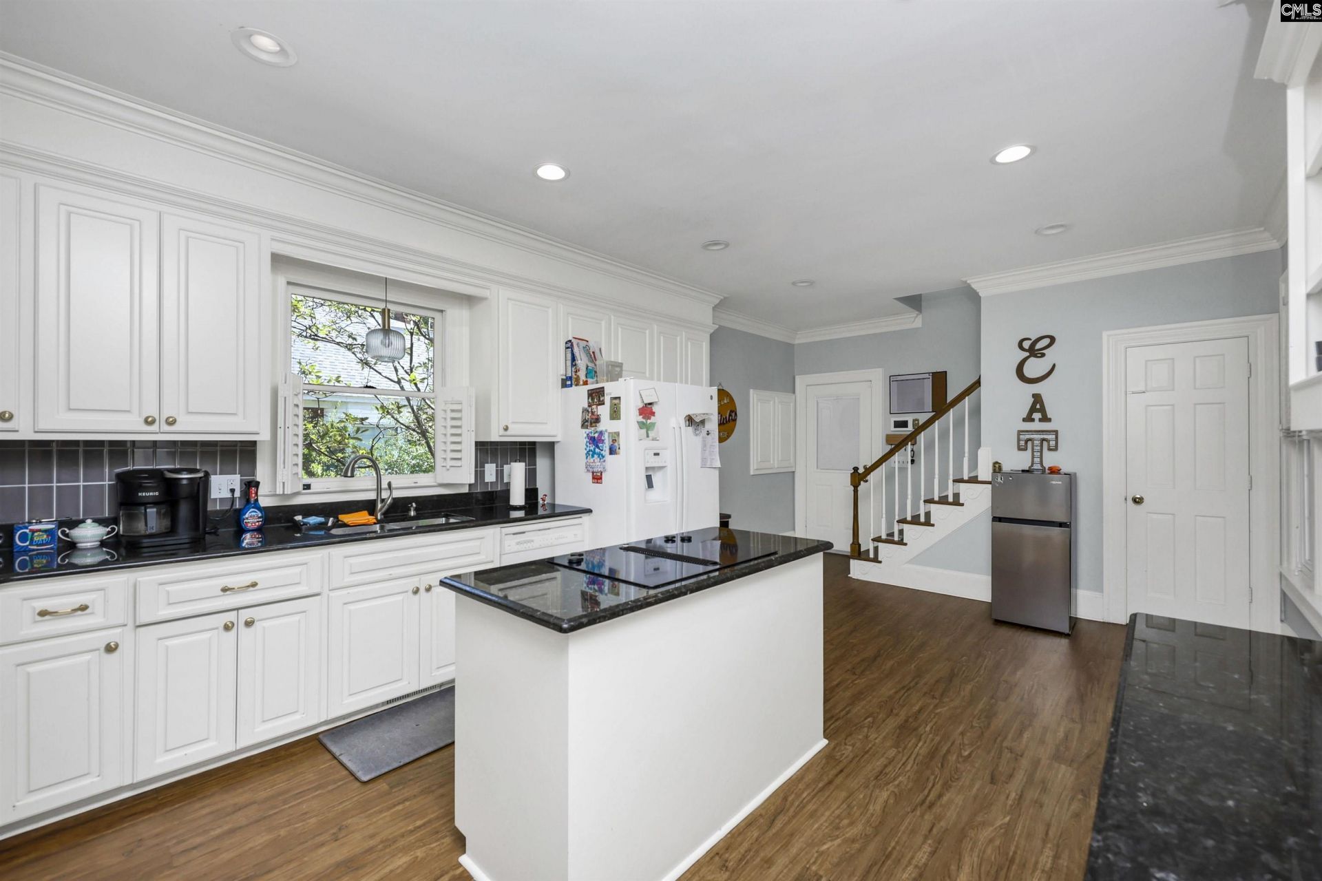 219 Mallet Hill Road Photo 15