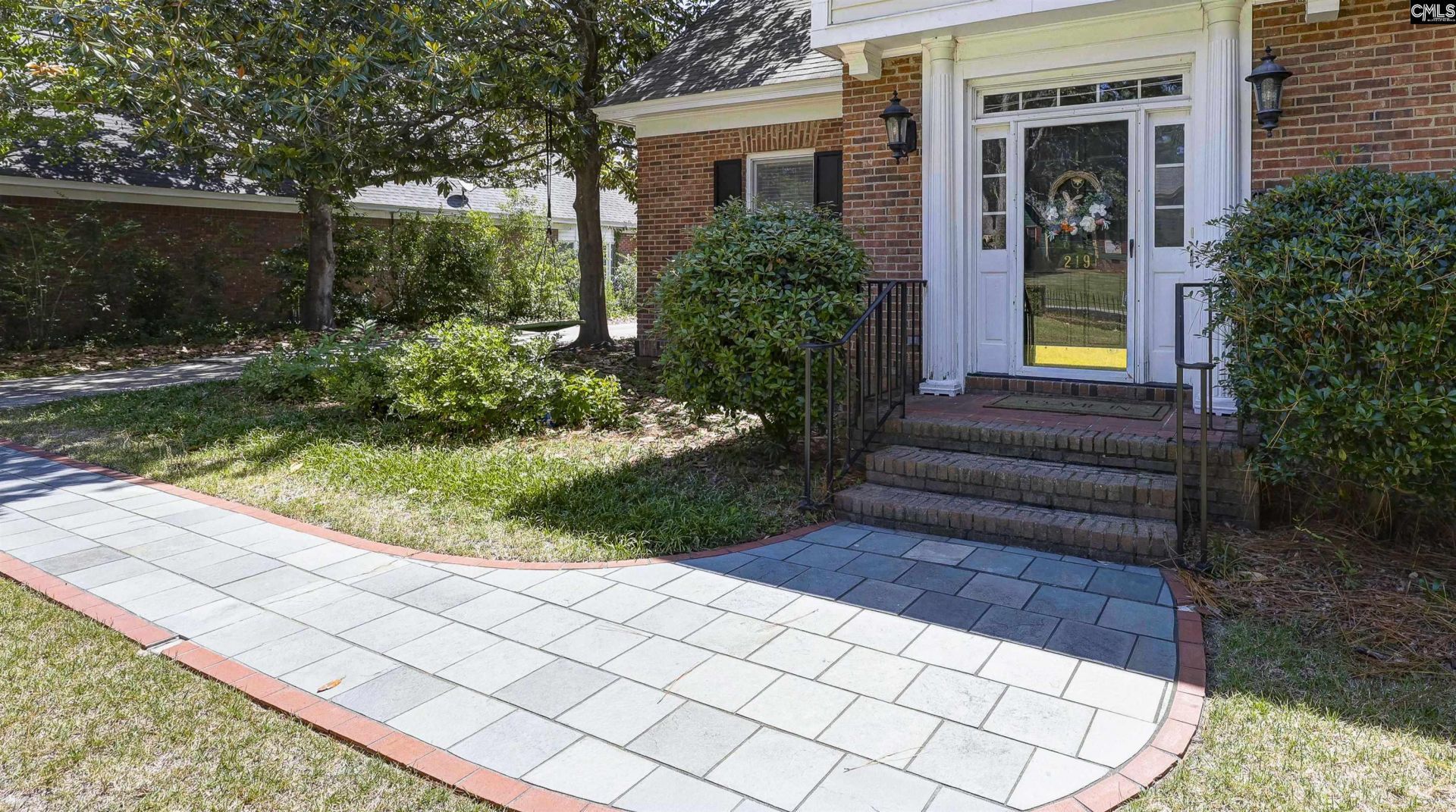 219 Mallet Hill Road Photo 5