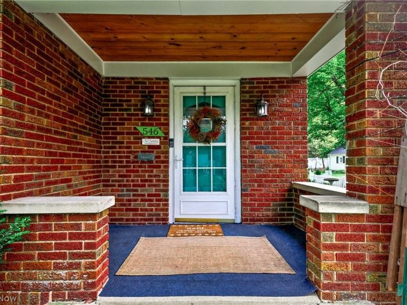 546 Letchworth Drive, Akron, OH 44303 Photo 4