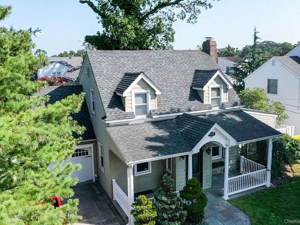 11 E Webster Street , Merrick, NY 11566
