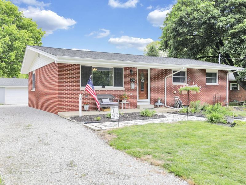 736 Elm Street, Groveport, OH 43125 Photo 2