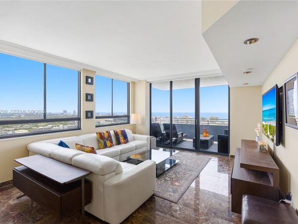 1330 West Ave, Unit PH05, Miami Beach, FL 33139