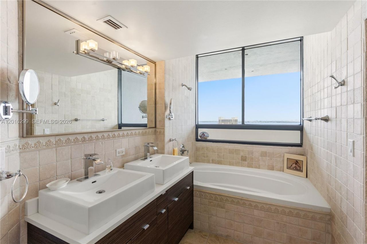 1330 West Ave , Unit PH05, Miami Beach, FL 33139 Photo