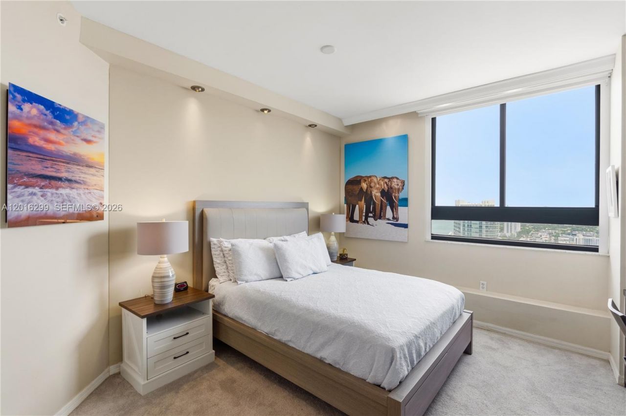 1330 West Ave , Unit PH05, Miami Beach, FL 33139 Photo