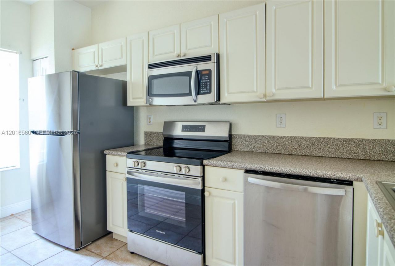 4928 SW 140th Ter , Unit 2, Miramar, FL 33027 Photo