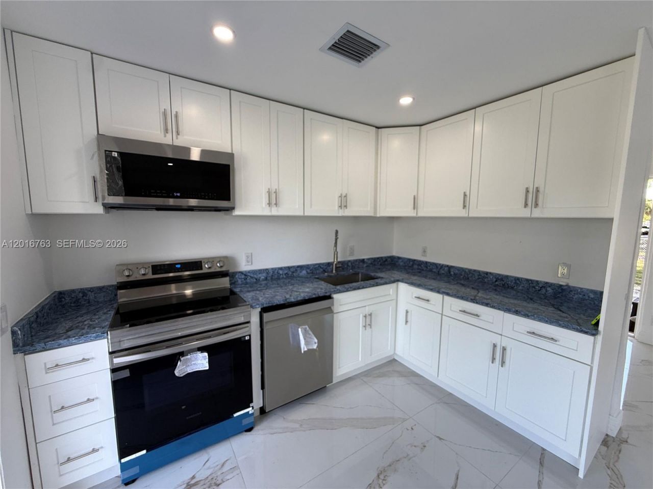 1606 NW 12th Ave, Fort Lauderdale, FL 33311 Photo