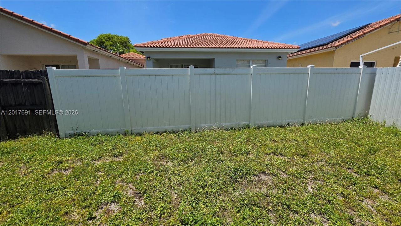 2160 NE 37th Rd , Homestead, FL 33033 Photo