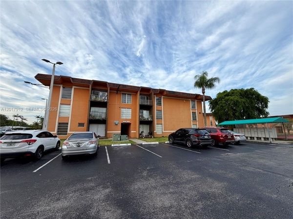 9429 SW 76th St , Unit W25, Miami, FL 33173