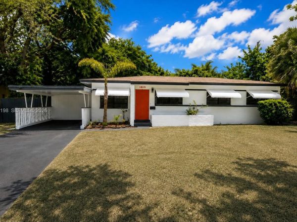 1815 NE 154 St, North Miami Beach, FL 33162