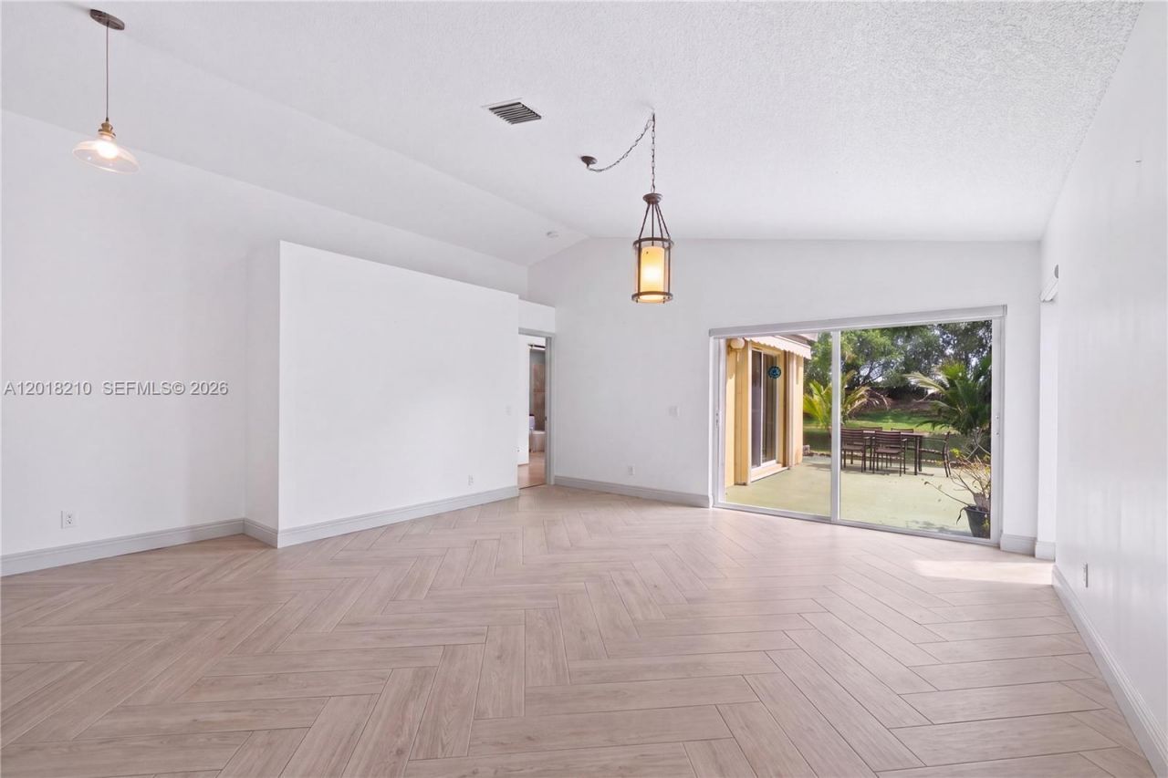 4334 Mahogany Ridge Dr, Unit 4334, Weston, FL 33331 Photo