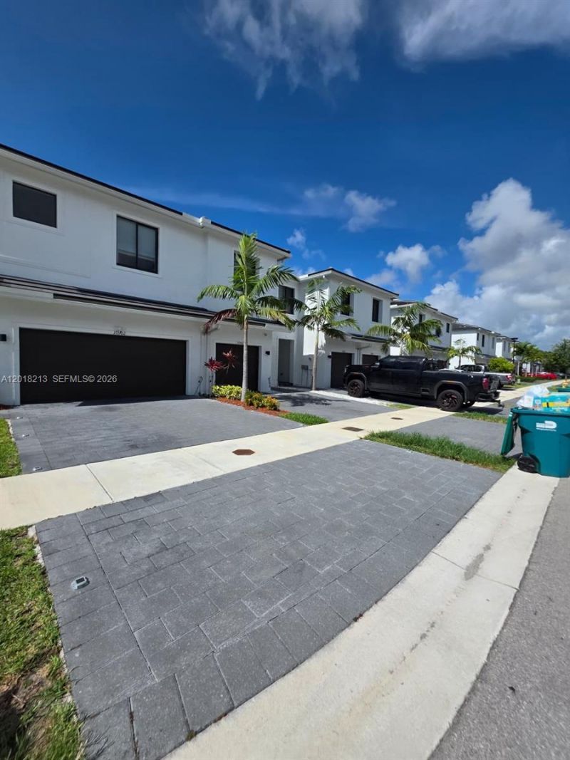 10906 SW 232nd Ter, Homestead, FL 33032 Photo
