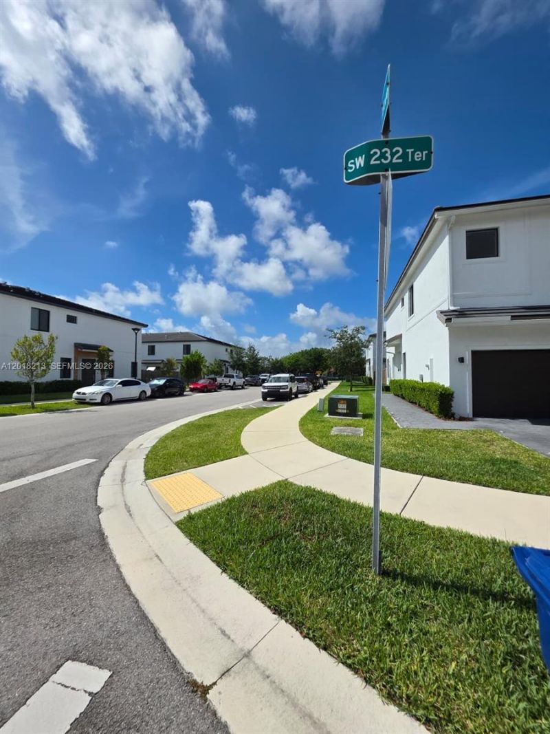 10906 SW 232nd Ter, Homestead, FL 33032 Photo