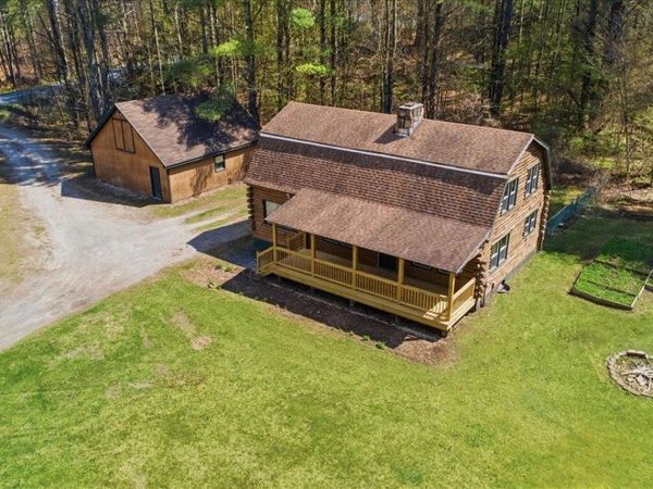 886 Hidden Valley Road, Shaftsbury, VT 05262