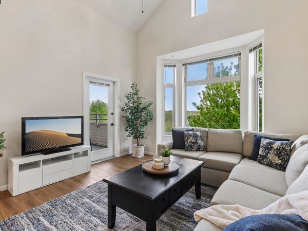 301 Harbour Town Drive, Unit 432, Madison, WI 53717