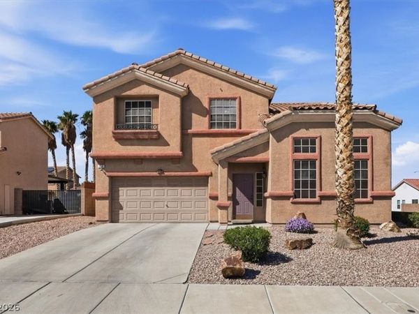 749 Beach Park Street, Henderson, NV 89015