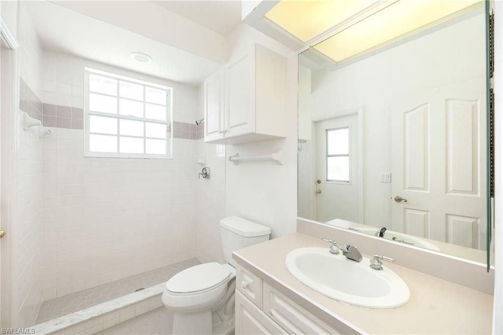 11223 Phoenix Way , Naples, FL 34119 Photo